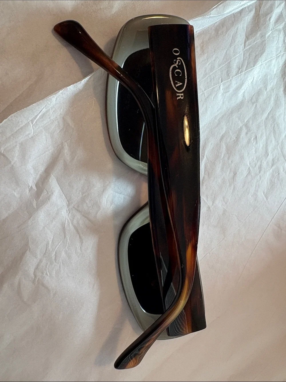 Oscar de la Renta Tortoiseshell Sunglasses with Dark Lenses